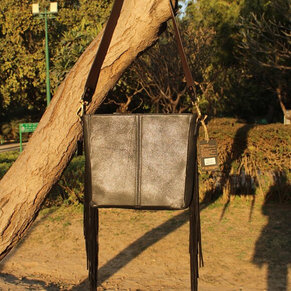 Women Hand-Tooled Hair-On Shoulder Fringe Bag - Picture 2 of 10